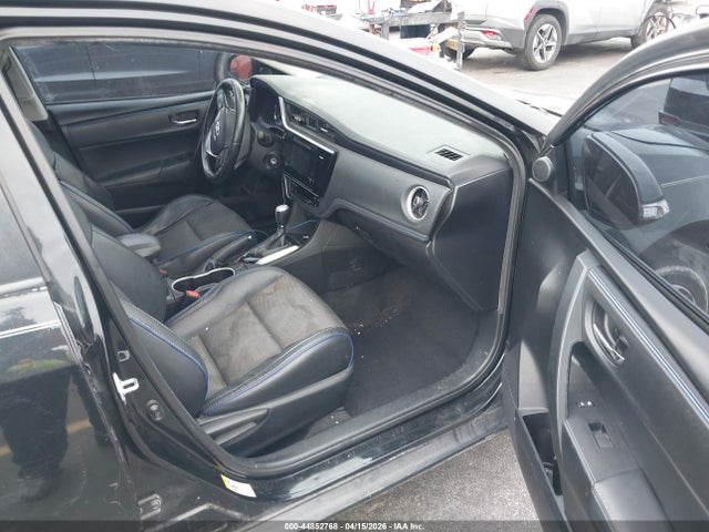 Toyota Corolla Se