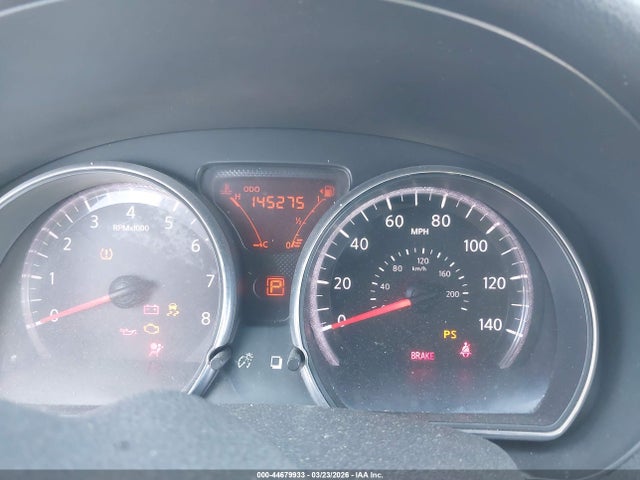 Nissan Versa 1.6 Sv