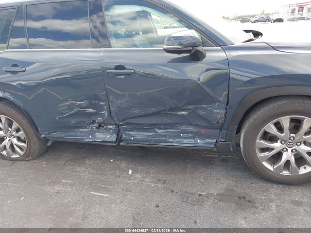 Toyota Grand Highlander Limited