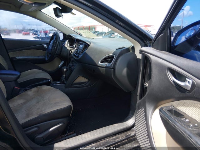Dodge Dart Sxt