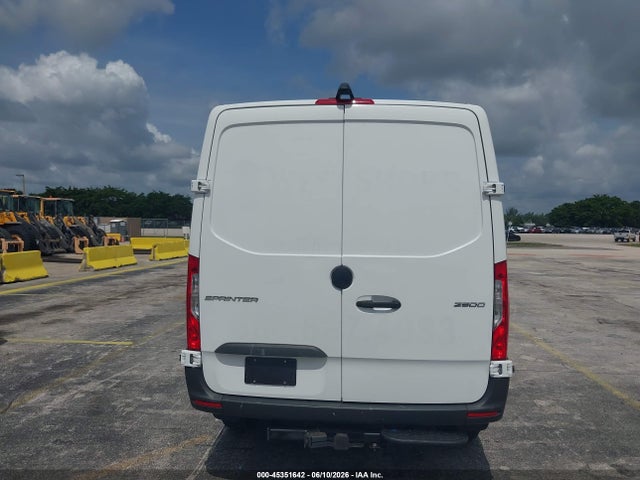 Mercedes-Benz Sprinter 2500 Standard Roof I4
