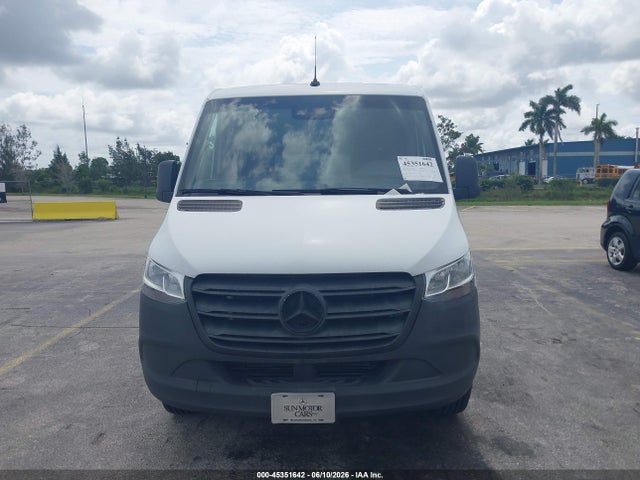 Mercedes-Benz Sprinter 2500 Standard Roof I4