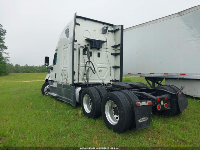 Freightliner Cascadia 125