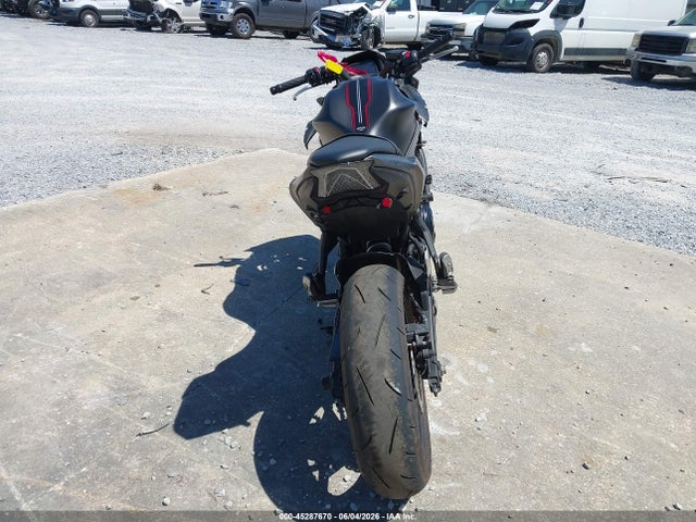 Kawasaki Ex650 N
