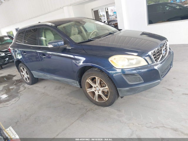 Salvage Volvo XC60 Image