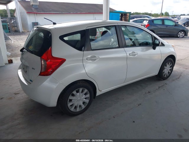 Nissan Versa