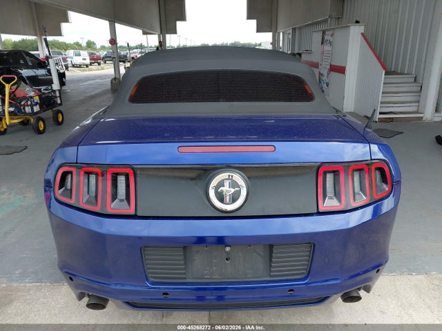 Ford Mustang V6