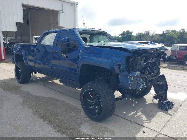 Salvage Chevrolet Silverado 2500 Image
