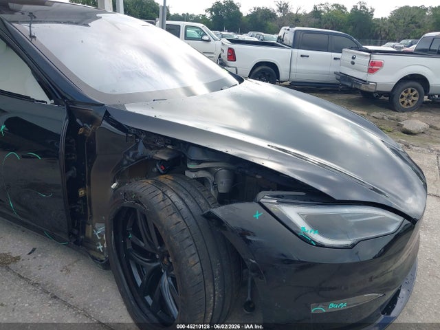 Tesla Model S Dual Motor All-wheel Drive