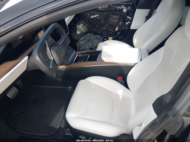 Tesla Model S Dual Motor All-wheel Drive