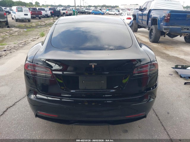 Tesla Model S Dual Motor All-wheel Drive
