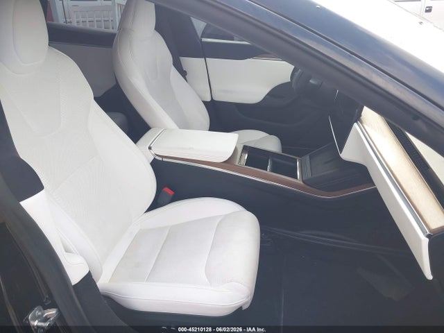 Tesla Model S Dual Motor All-wheel Drive