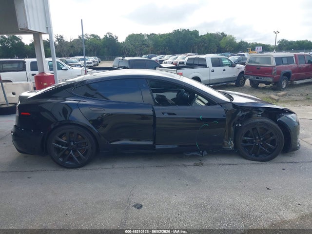 Tesla Model S Dual Motor All-wheel Drive