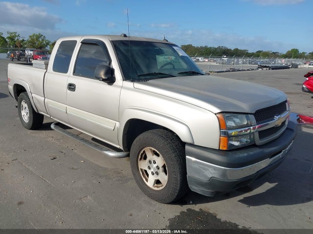 Salvage Chevrolet Silverado 1500 Image