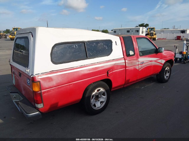 Nissan 4x2 Truck