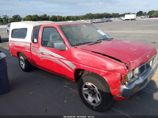 Salvage Nissan 4x2 Truck Image