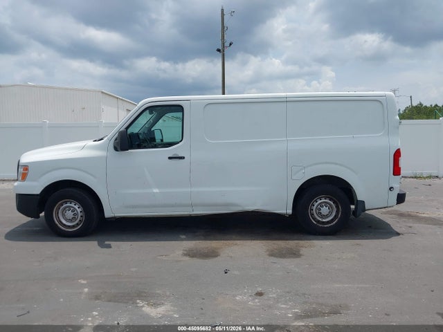 Nissan Nv S V6