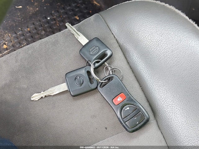 Nissan Nv S V6