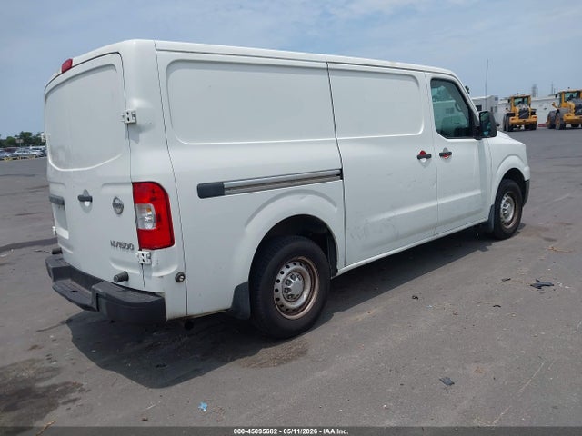 Nissan Nv S V6