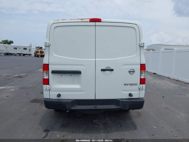 Nissan Nv S V6