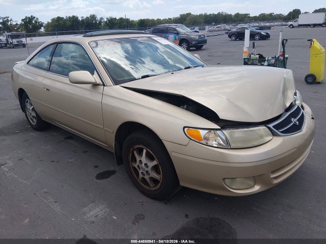 Salvage Toyota Camry Image