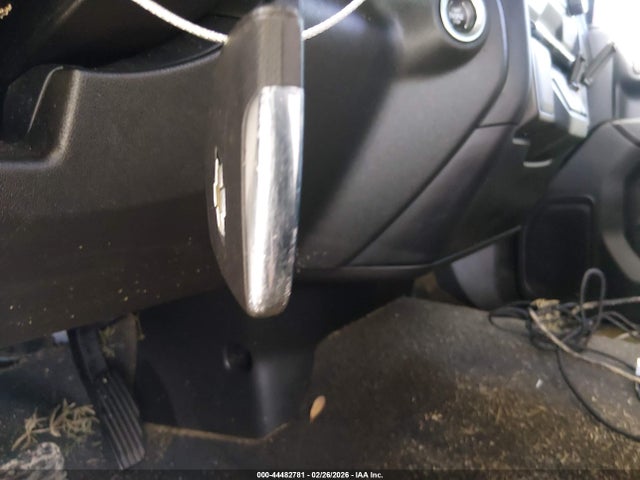 Chevrolet Silverado 1500 2wd  Short Bed Custom