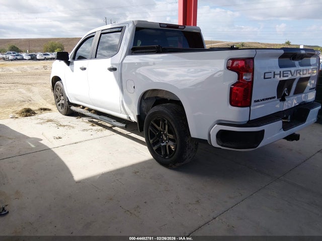 Chevrolet Silverado 1500 2wd  Short Bed Custom