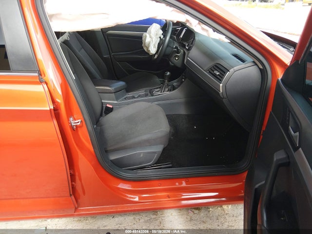 Volkswagen Jetta 1.4t S