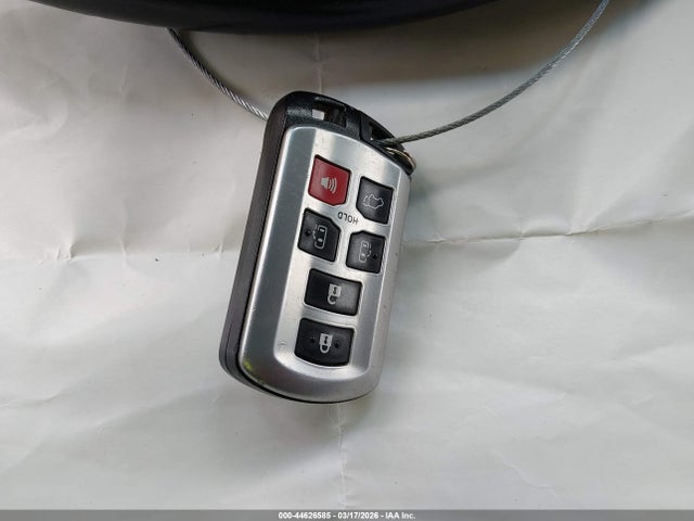 Toyota Sienna Xle 7 Passenger