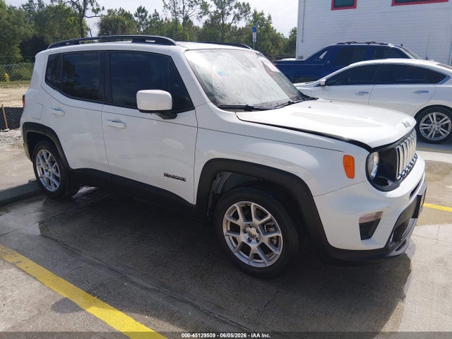 Salvage Jeep Renegade Image