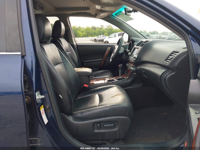 Toyota Highlander Limited V6