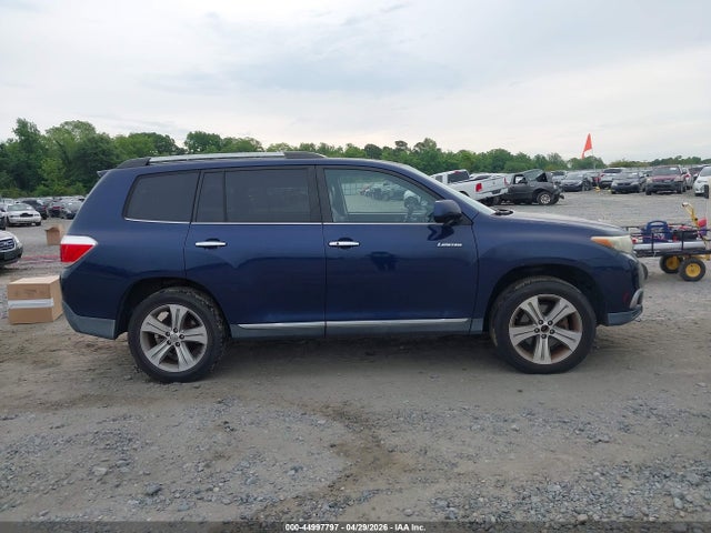 Toyota Highlander Limited V6
