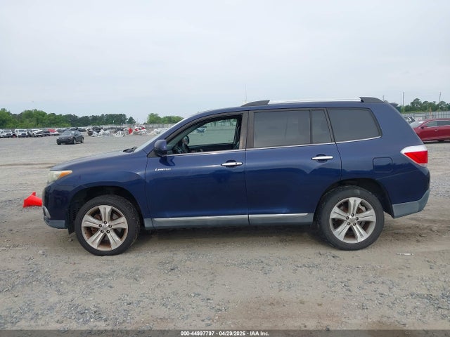 Toyota Highlander Limited V6