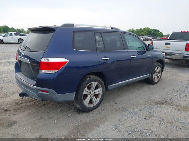 Toyota Highlander Limited V6