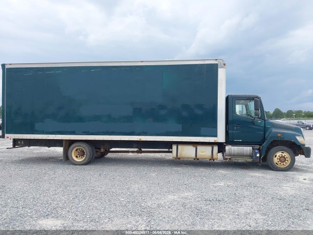 Hino 268