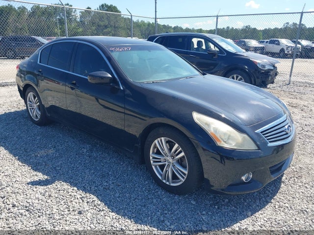 2013 INFINITI G37