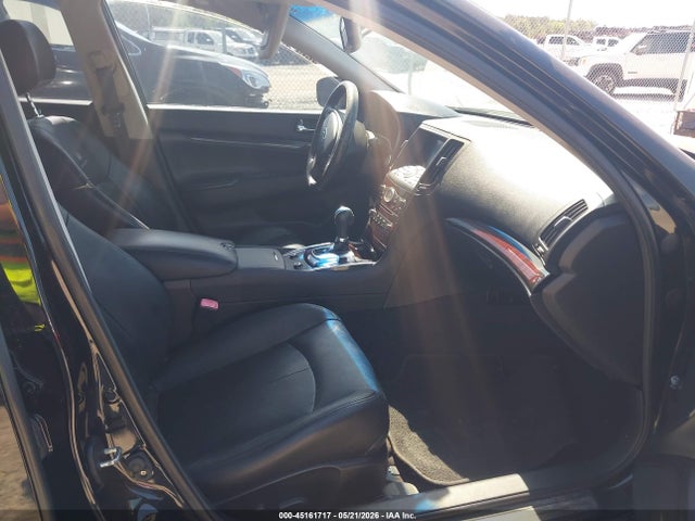 INFINITI G37 Journey