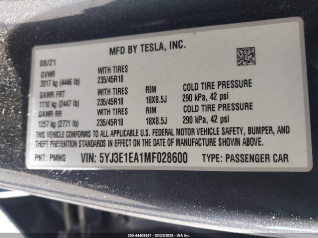 Tesla Model 3 Standard Range Plus Rear-wheel Drive