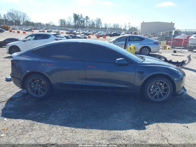 Tesla Model 3 Standard Range Plus Rear-wheel Drive