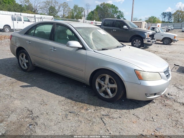 Salvage Hyundai SONATA Image