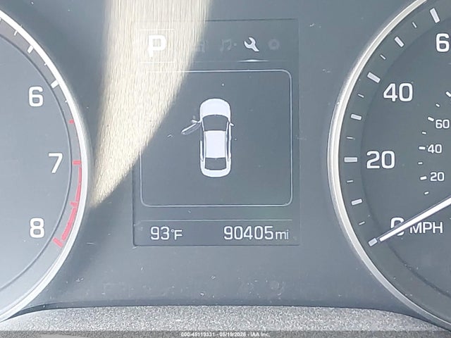 Hyundai ELANTRA Sel