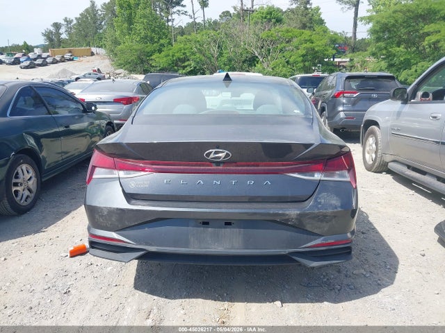 Hyundai ELANTRA Sel