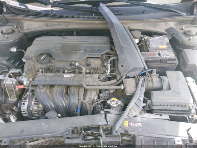 Hyundai ELANTRA Sel