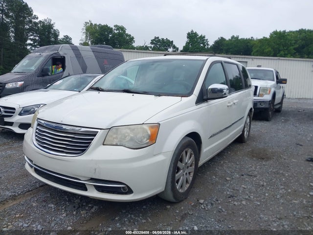 Chrysler Town & Country Touring-l