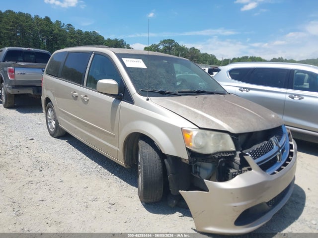 Salvage Dodge Grand Caravan Image
