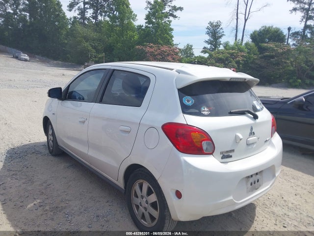 Mitsubishi Mirage Es