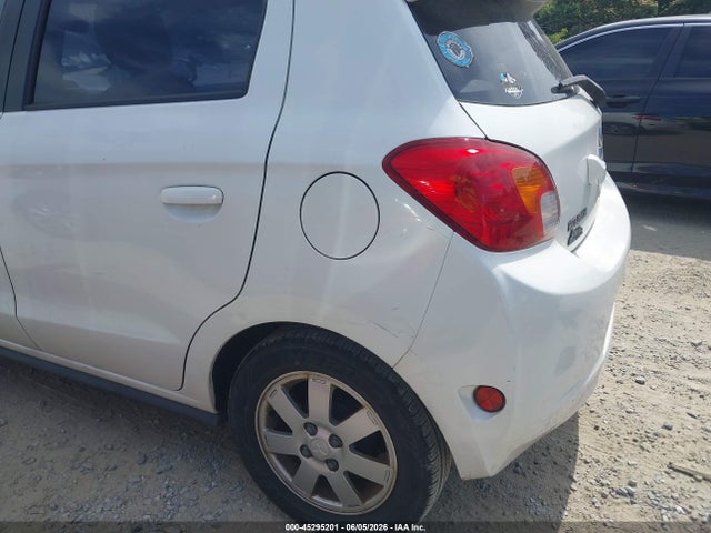 Mitsubishi Mirage Es