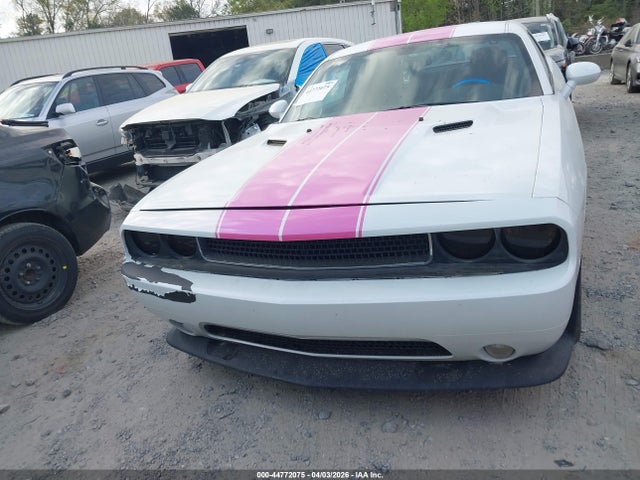 Dodge Challenger Sxt