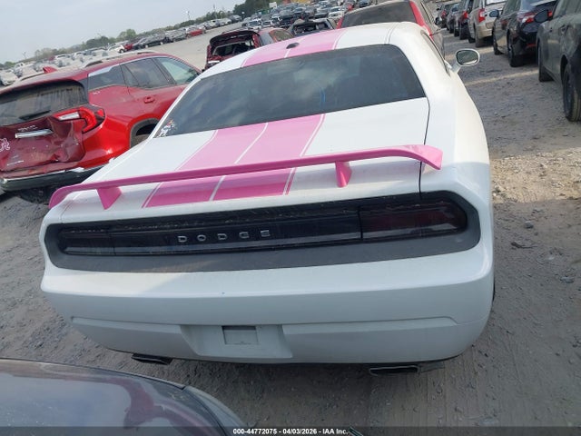 Dodge Challenger Sxt