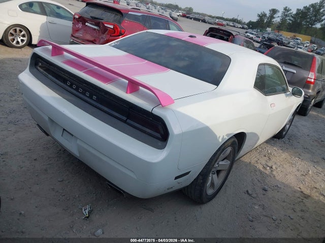 Dodge Challenger Sxt
